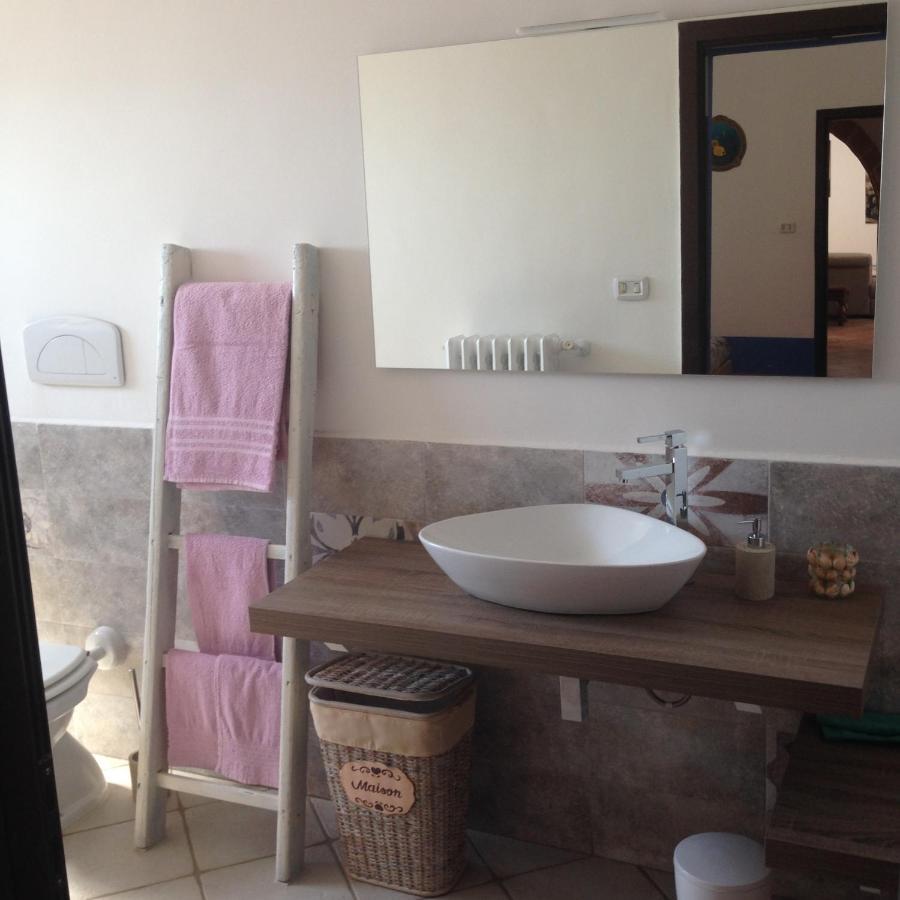 Frantoio Ninu Bed & Breakfast Gallipoli Bagian luar foto